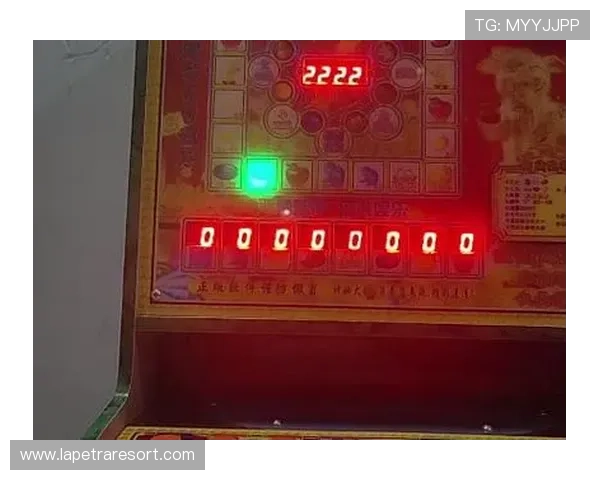 水果机小游戏免费试玩平台让你零成本体验刺激的老虎机游戏